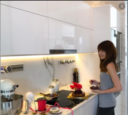 Jeanette Aw